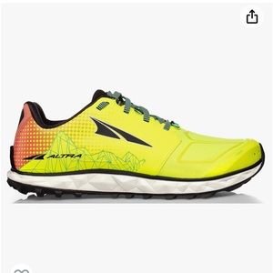 Barely Worn Altra Superior 4 Running Trail Shoes Sneakers Size 8 w/ Stone Guard